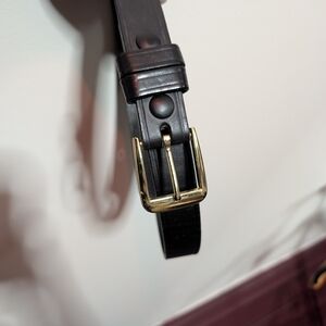 BOSTON LEATHER Black Leather Made In USA Gold Tone Buckle Belt 40"